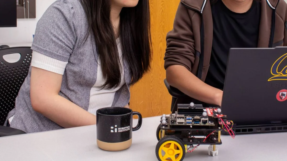 Carnegie Mellon researchers working on the LAMP multi-robot planning system